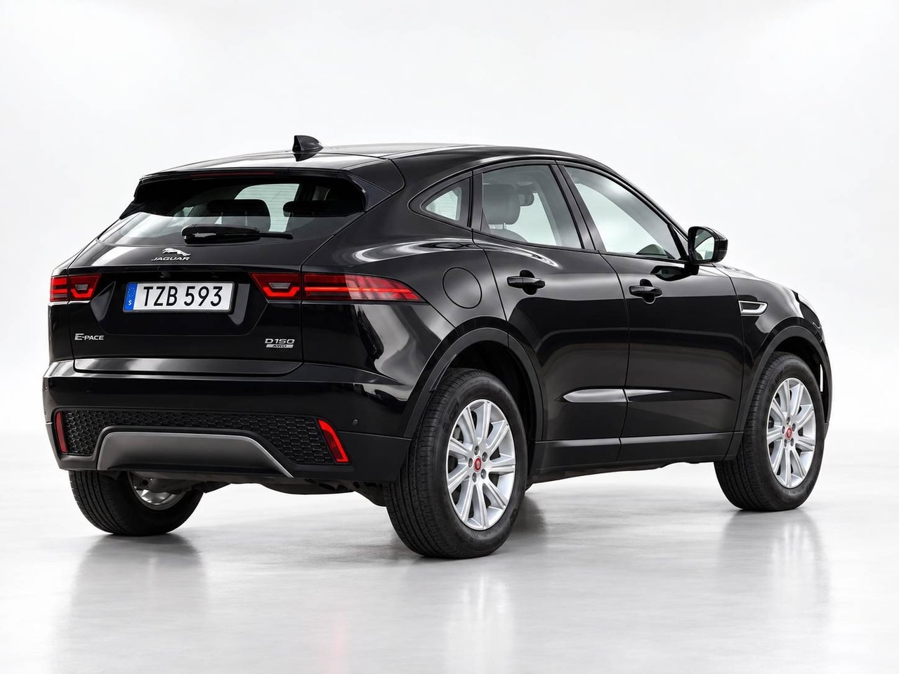 Jaguar E-Pace D150 AWD 2019, kuva 5/17