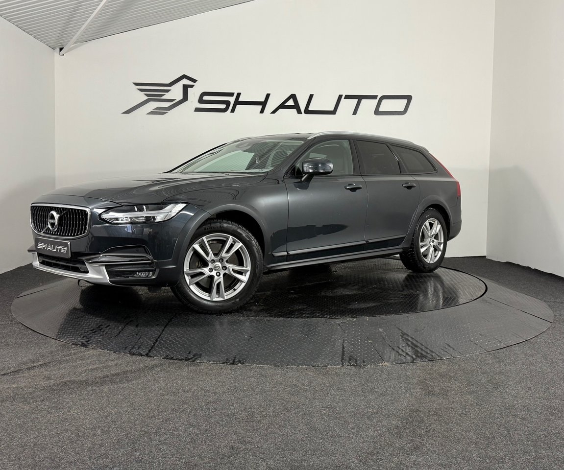 Volvo V90 Cross Country