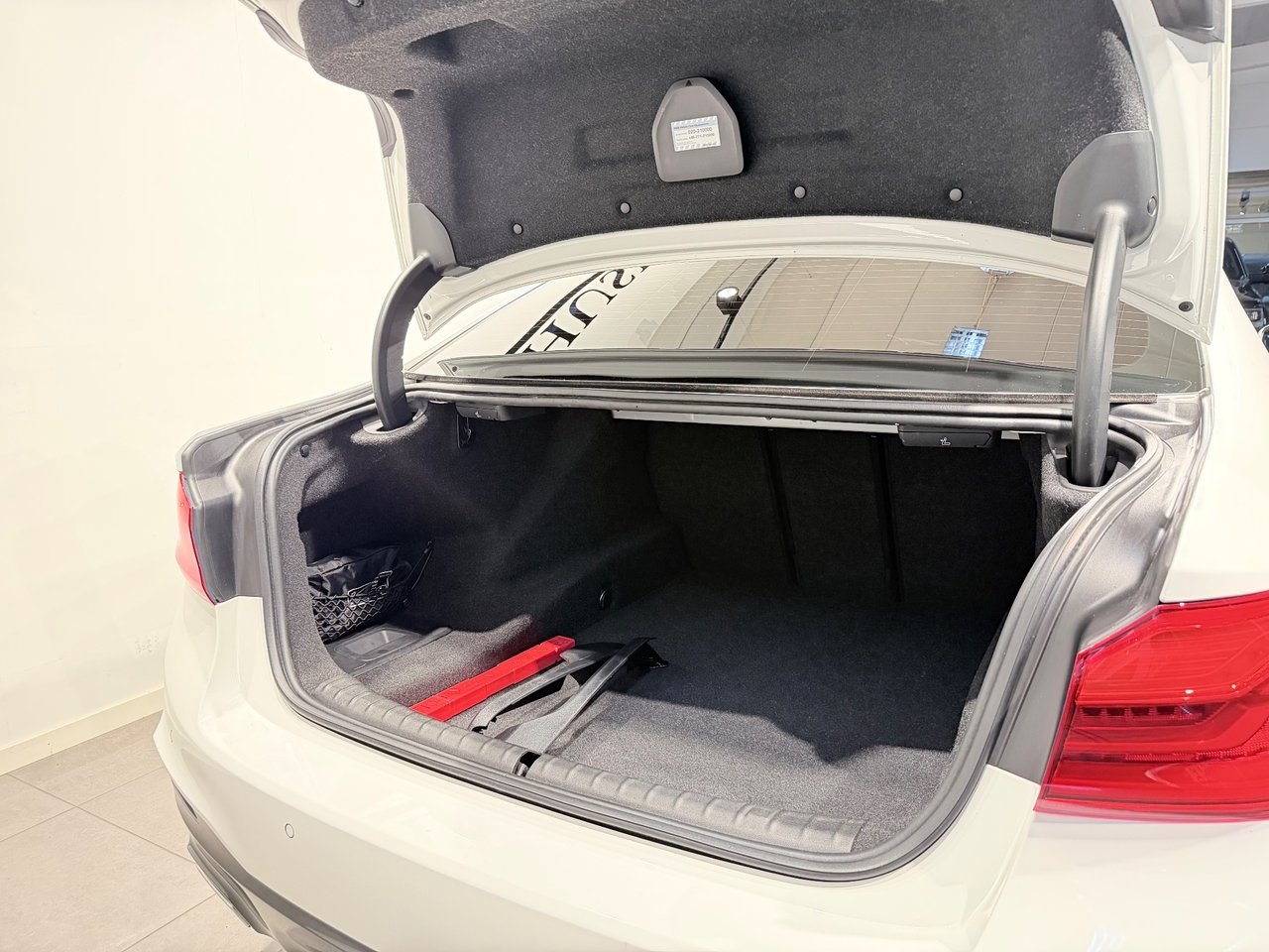 BMW 530 2019, bild 5/10