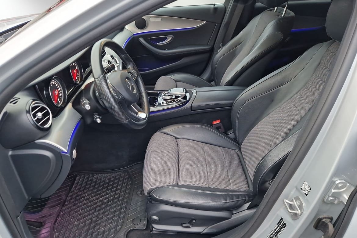 Mercedes-Benz E 220 T d 4MATIC 2017, bild 4/10