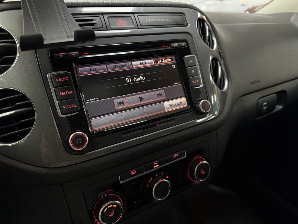 Volkswagen Tiguan 2012, bild 6/10