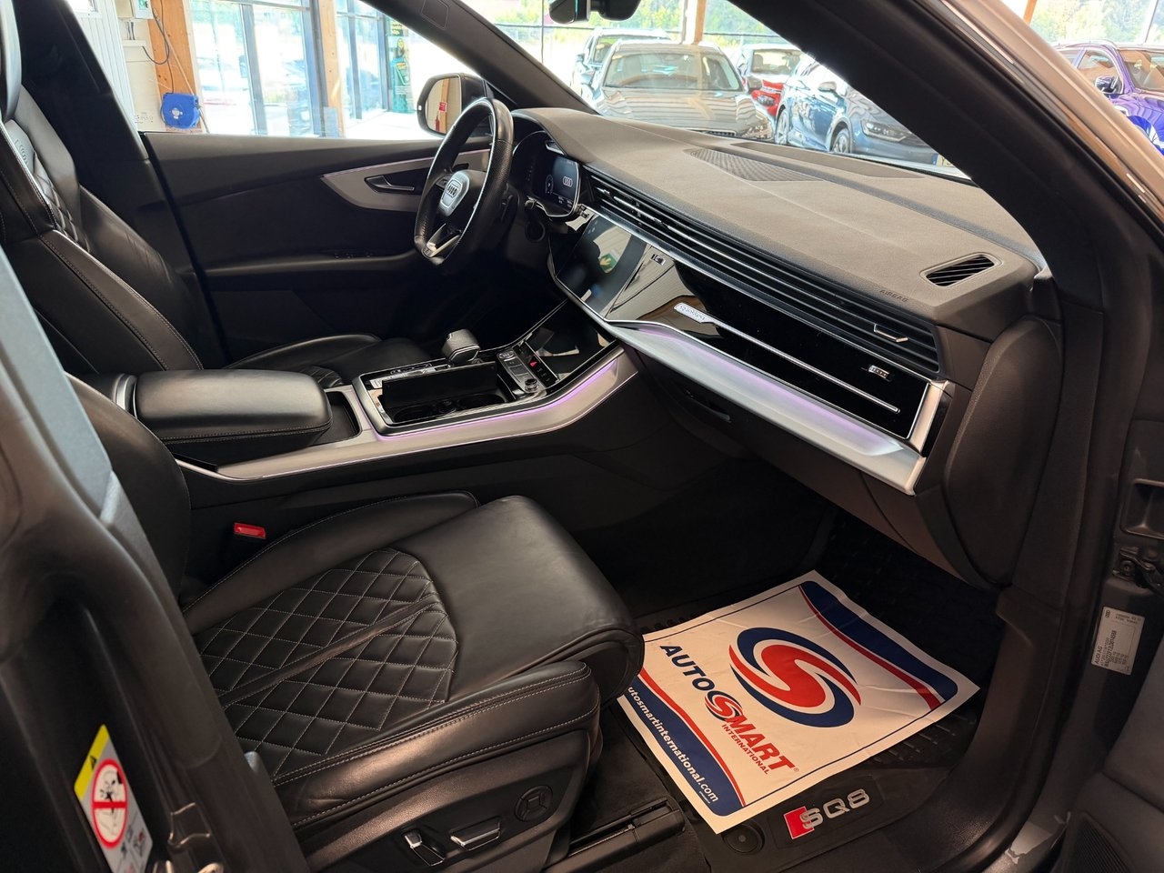 Audi Q8 2020, kuva 7/10
