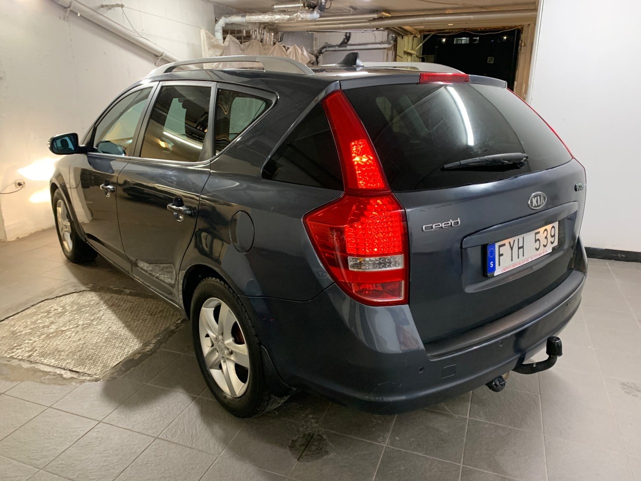 Kia Ceed cee'd_sw 1.6 CRDi ECO Euro 4 2010, bild 5/19