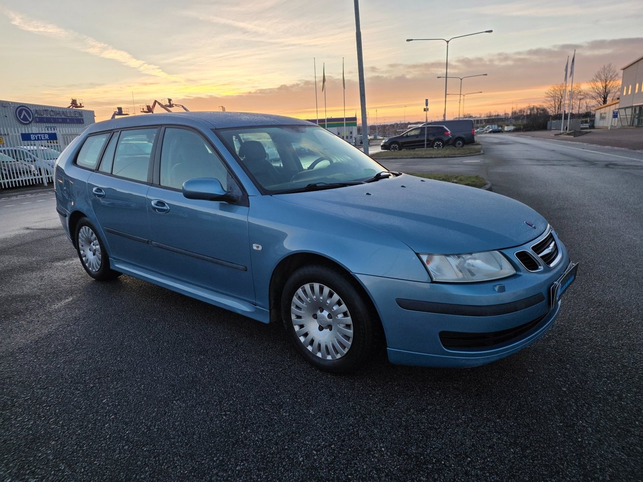 Saab 9-3 SportCombi 1.9 TiD Vector 2007, bild 3/9