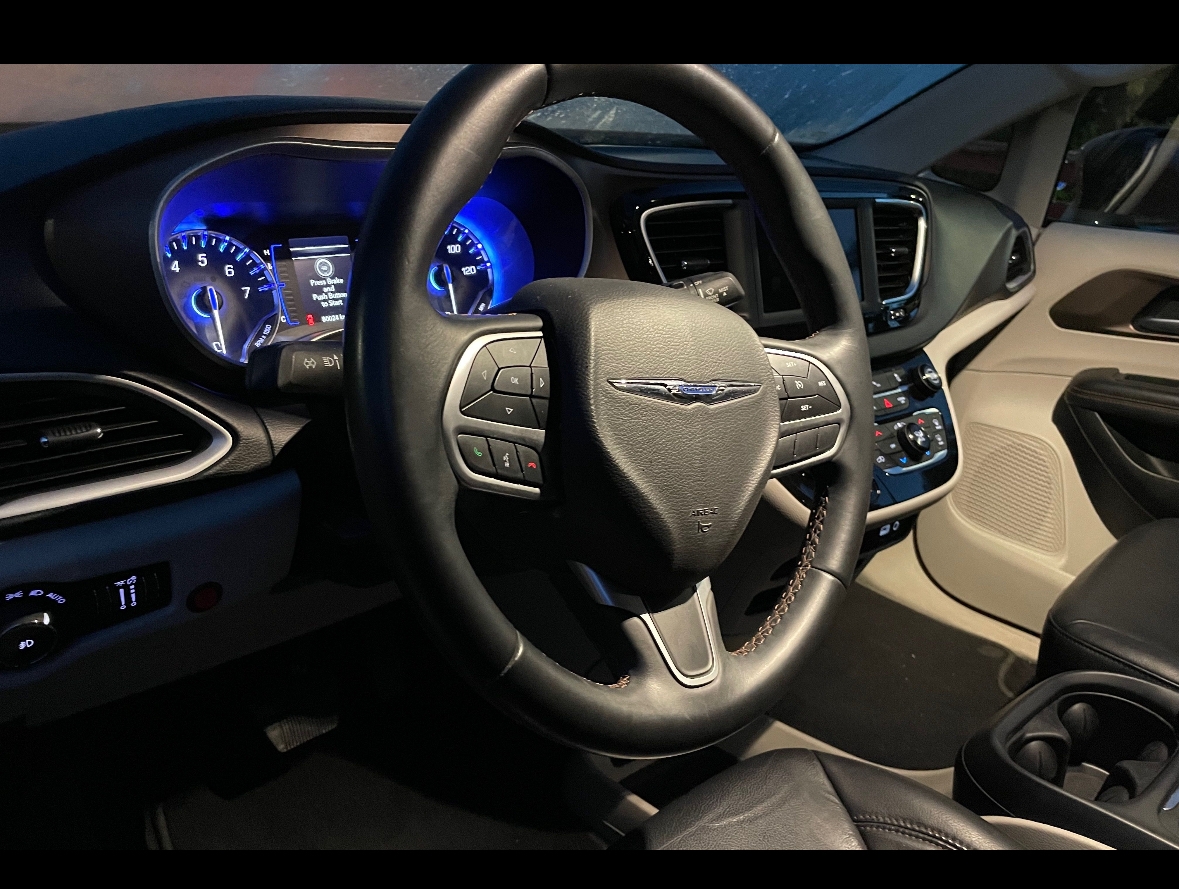 Chrysler Pacifica 2018, bild 4/4