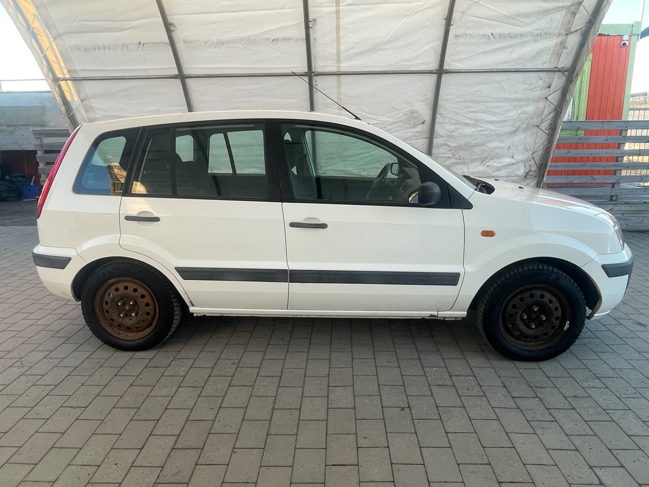 Ford Fusion 2006, kuva 4/10