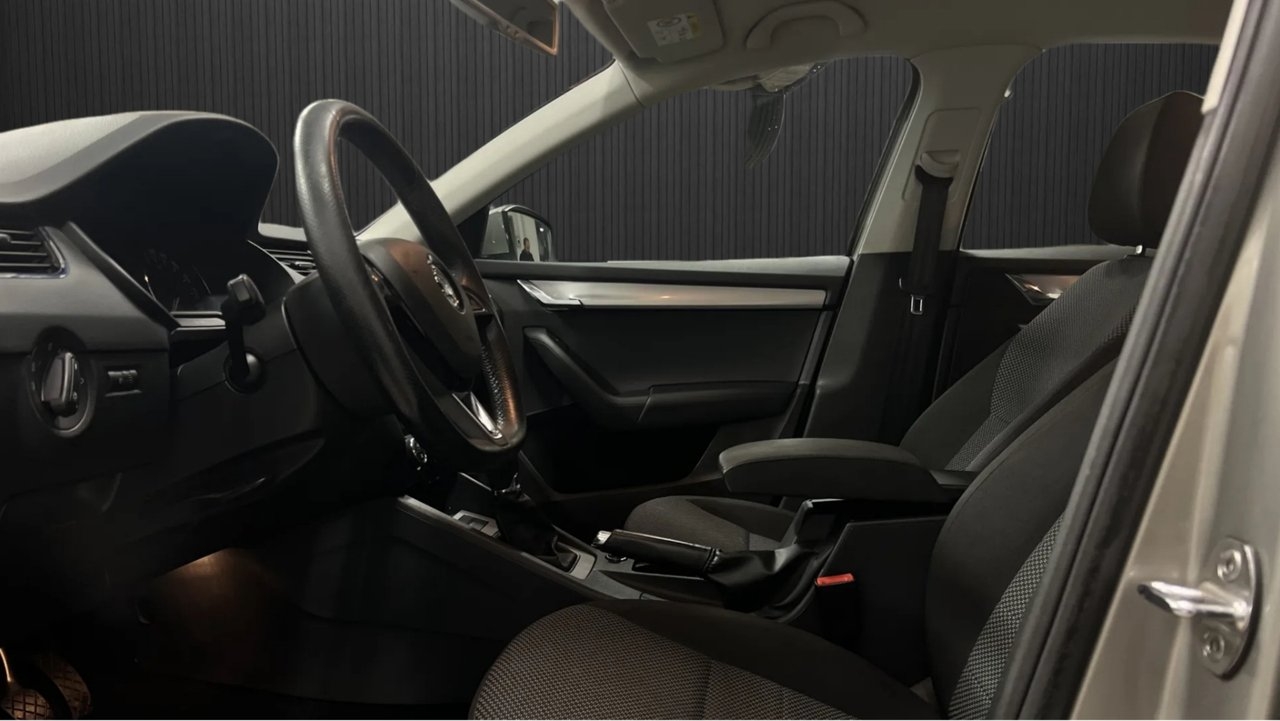 Skoda Octavia 2015, bild 5/8
