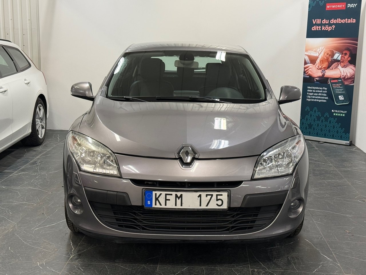 Renault Megane 1.5 dCi Nybesiktigad 2010, bild 2/25