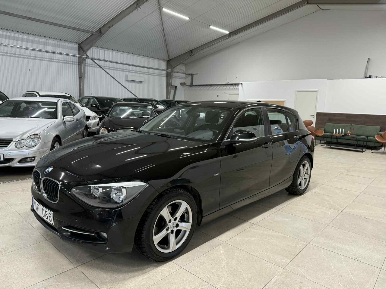 BMW 118 2012, kuva 3/10