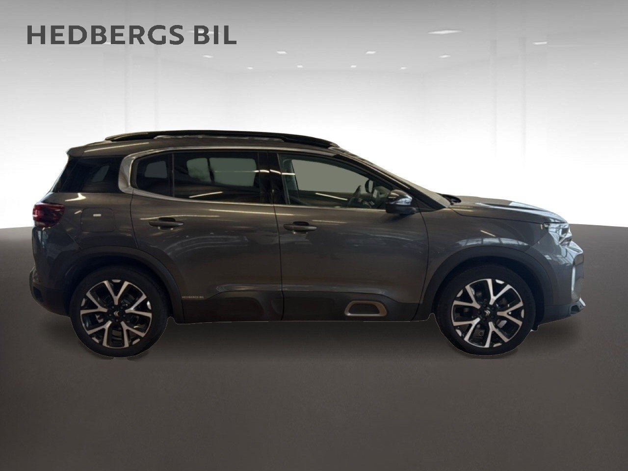 Citroen C5 Aircross 1.2 PureTech 131HK 2022, bild 2/10