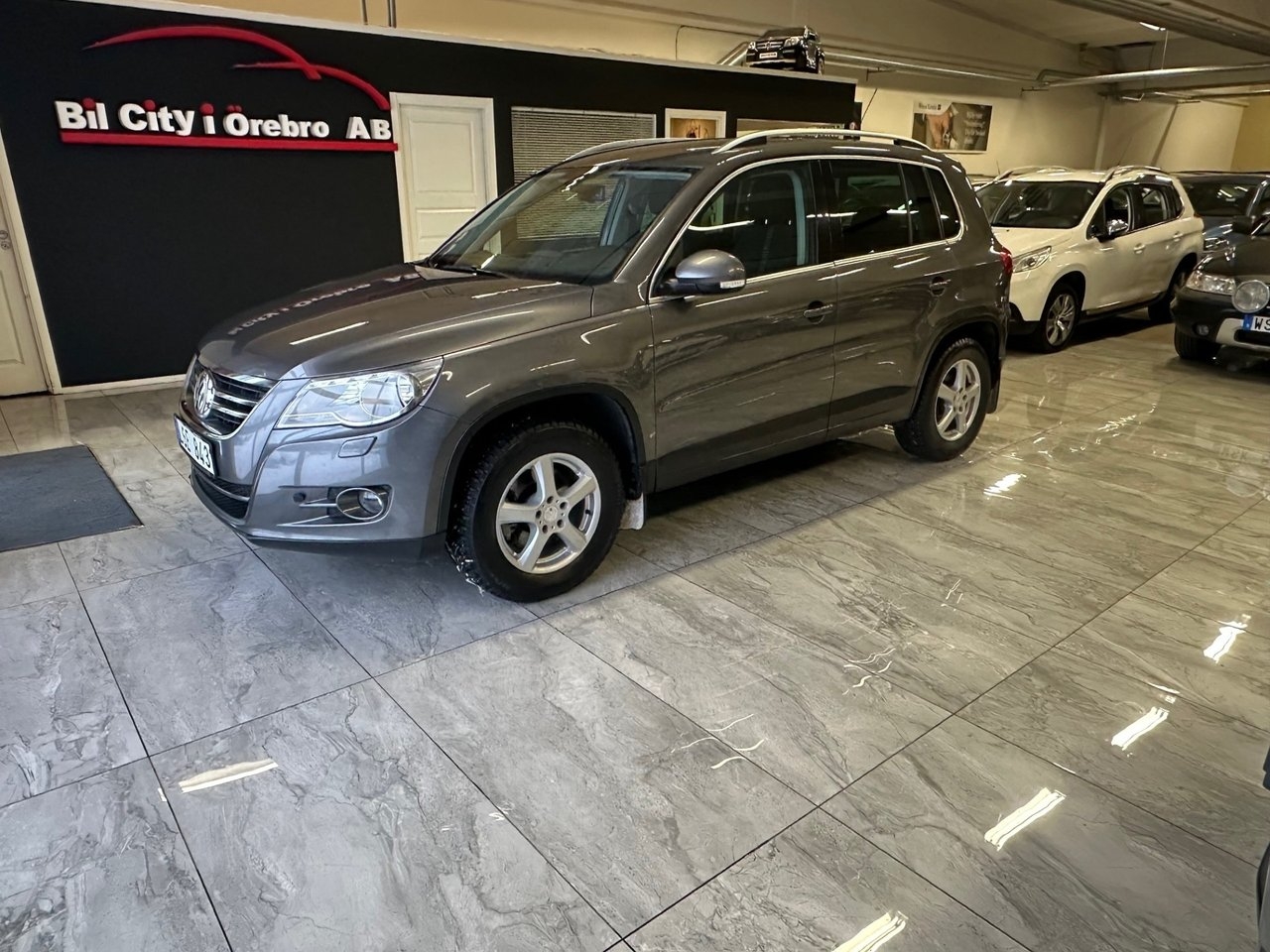 Volkswagen Tiguan 2011, photo 3/10