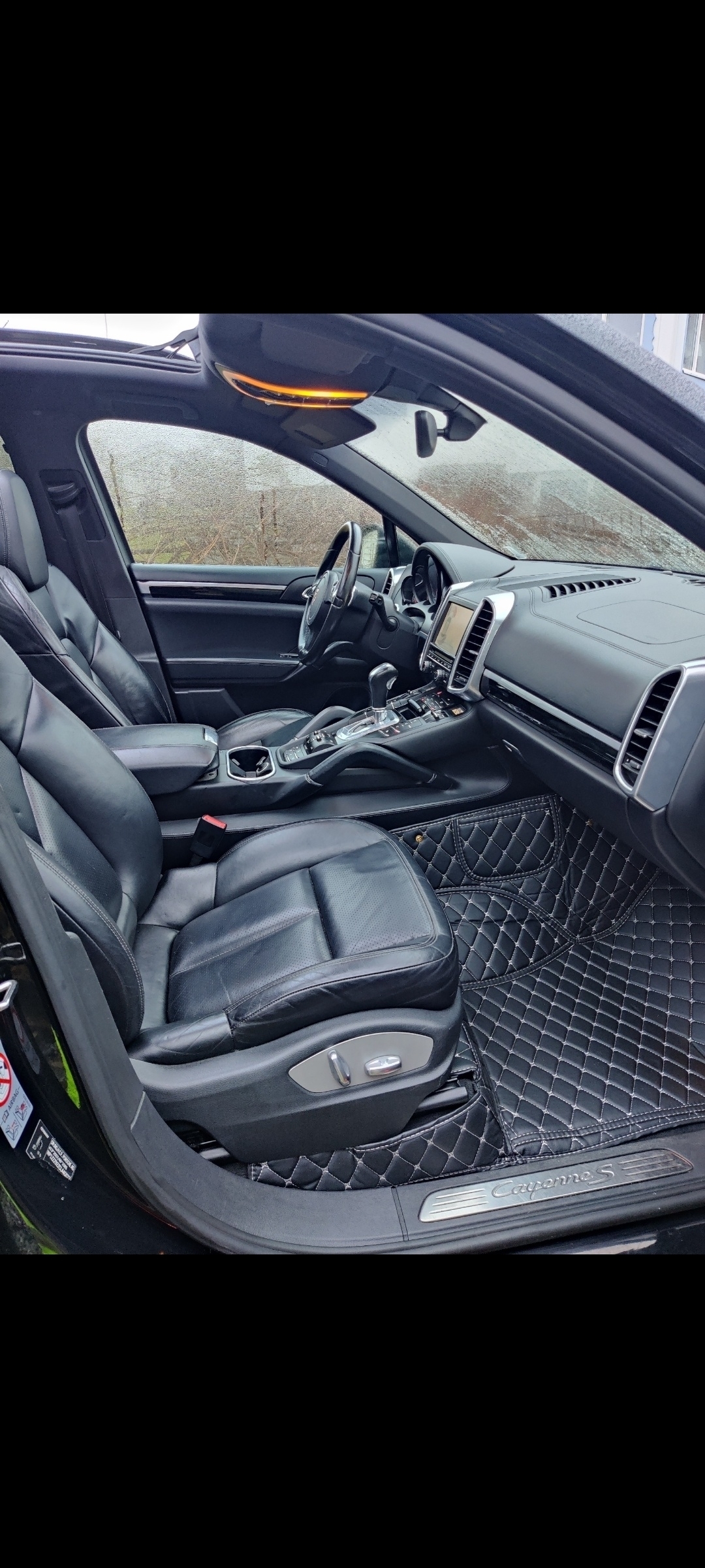 Porsche Cayenne 2012, bild 2/10