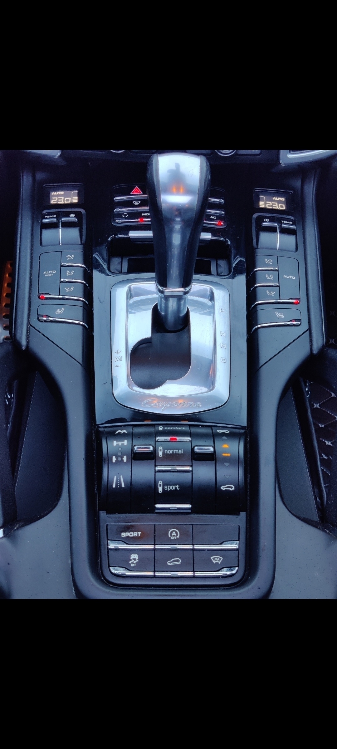 Porsche Cayenne 2012, bild 3/10