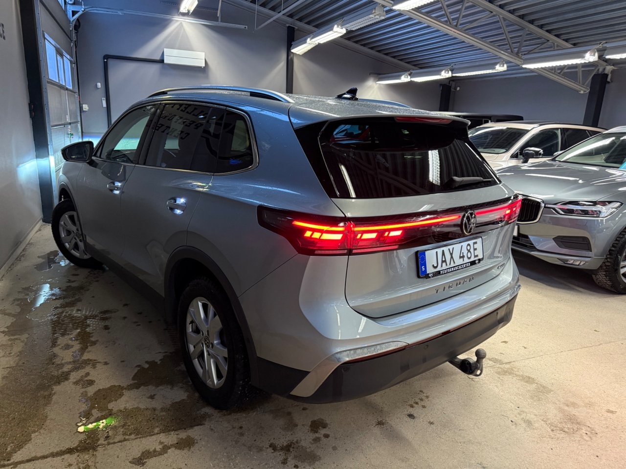 Volkswagen Tiguan 2024, bild 6/10