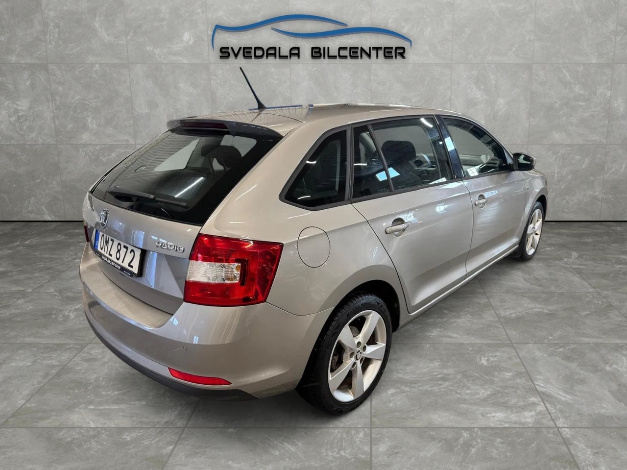 Skoda Rapid Spaceback 1.2 TSI Plus PDC 2014, bild 6/10