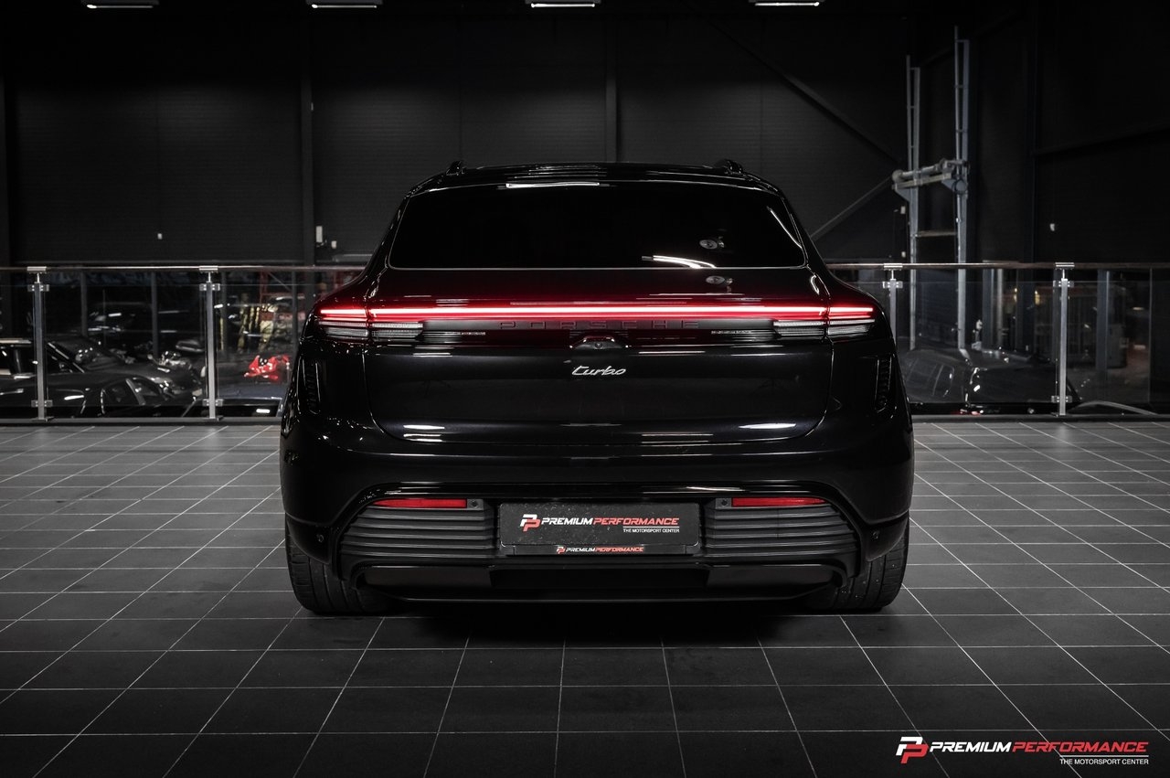 Porsche Macan Turbo 22" 2025, bild 4/27