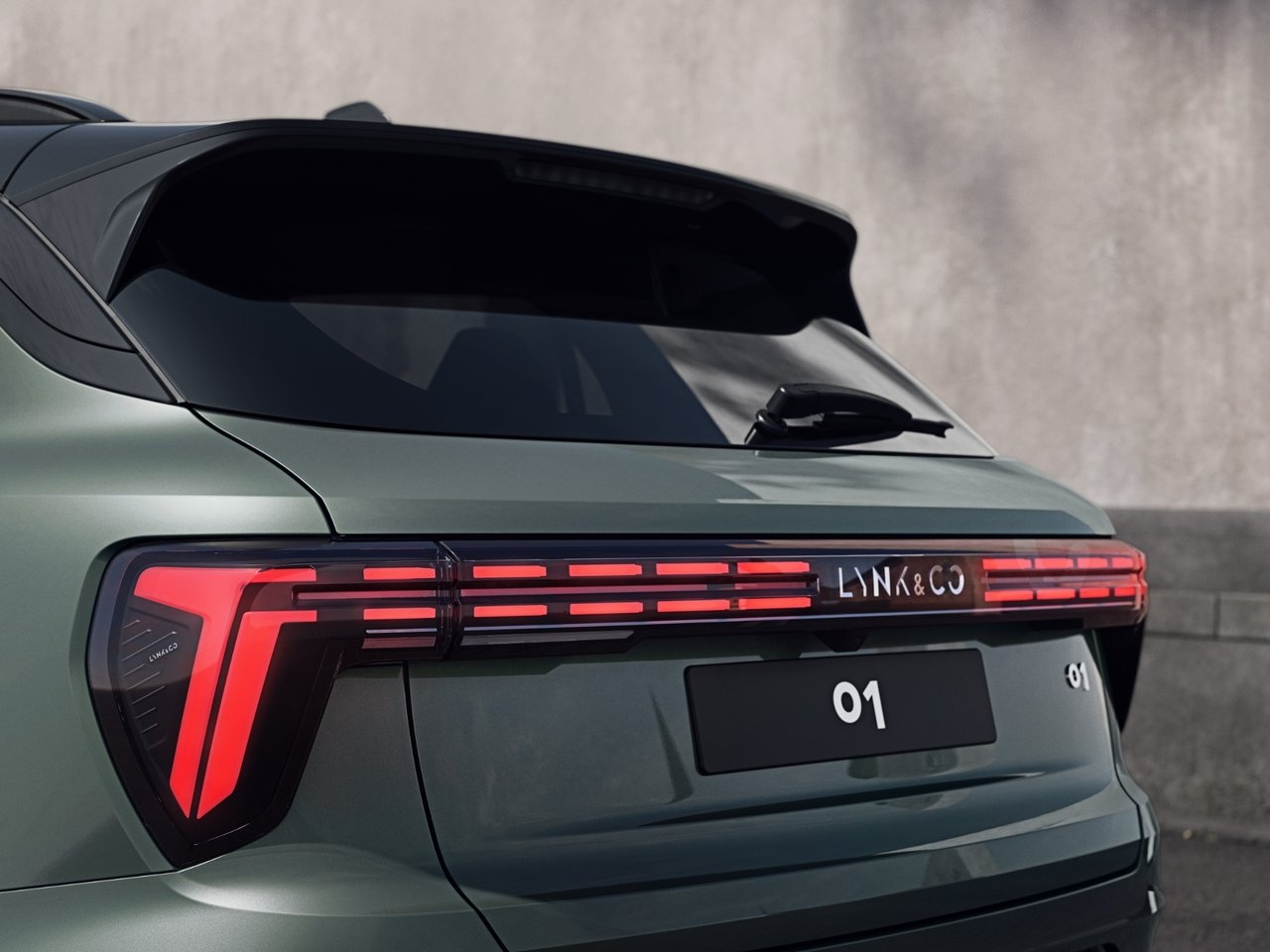 Lynk & Co 01 PHEV Core / More 2025, bild 4/6