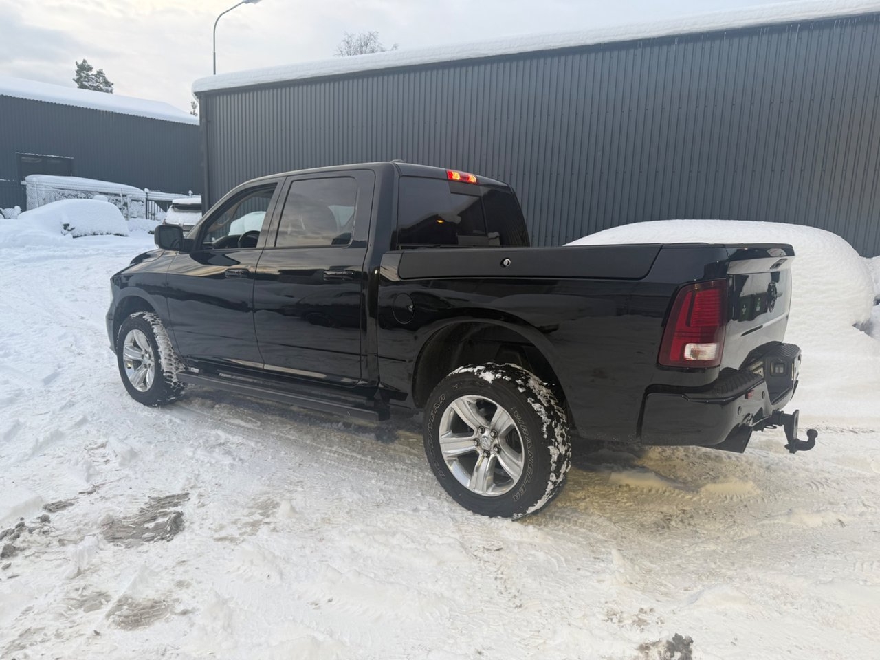 Dodge RAM 1500 2018, kuva 4/9