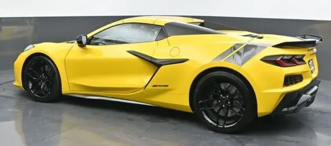 Chevrolet Corvette 2025, bild 2/2