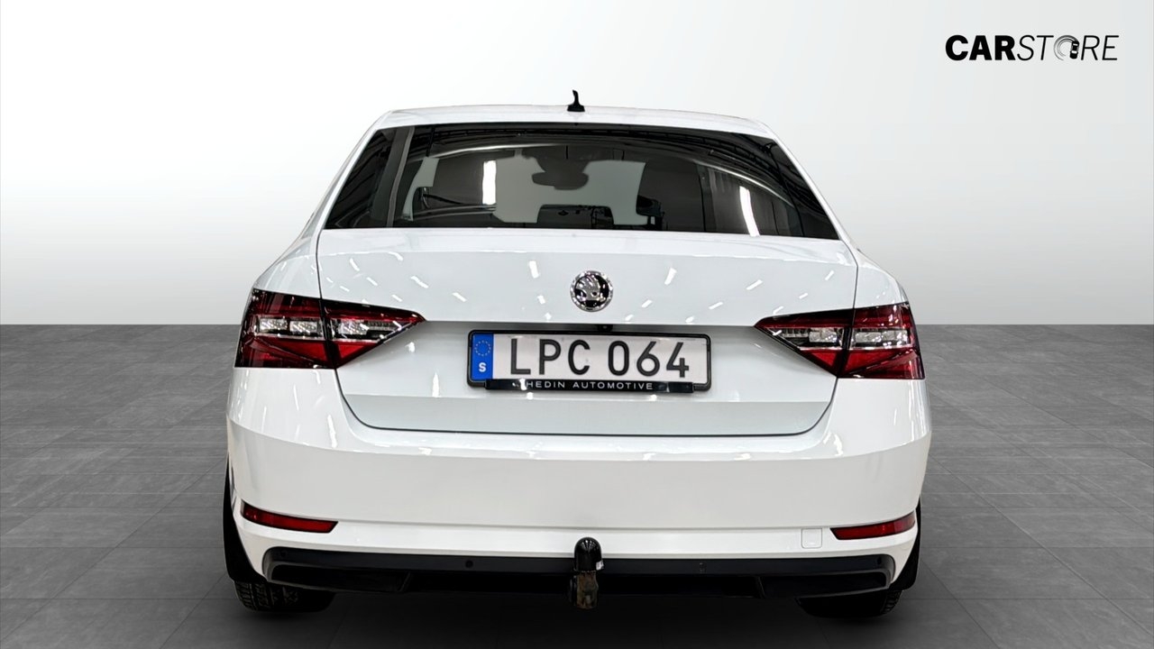 Skoda Superb 2.0 TDI 4x4 (190hk) L&K 2016, bild 7/10