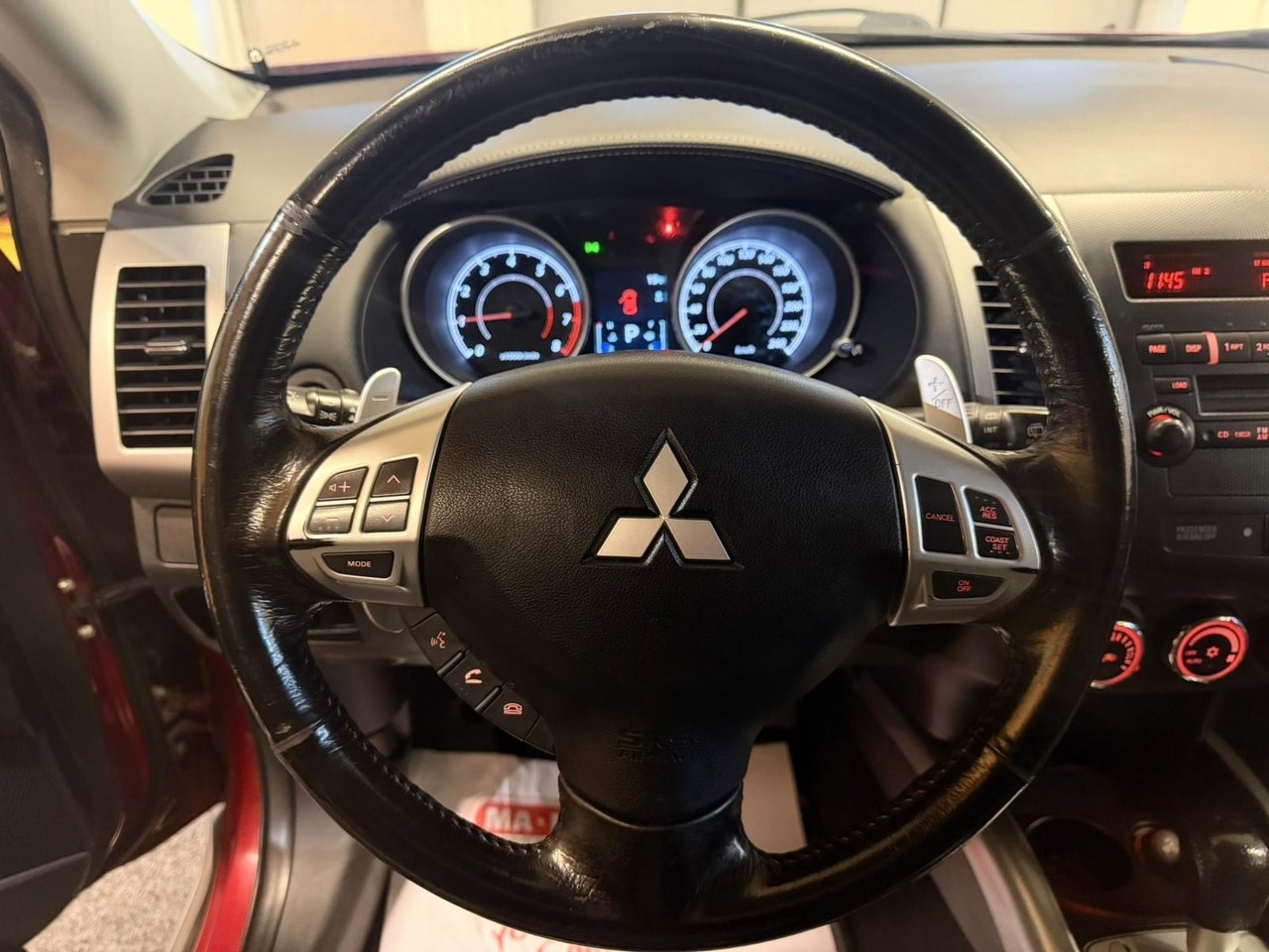 Mitsubishi Outlander 2012, bild 7/24