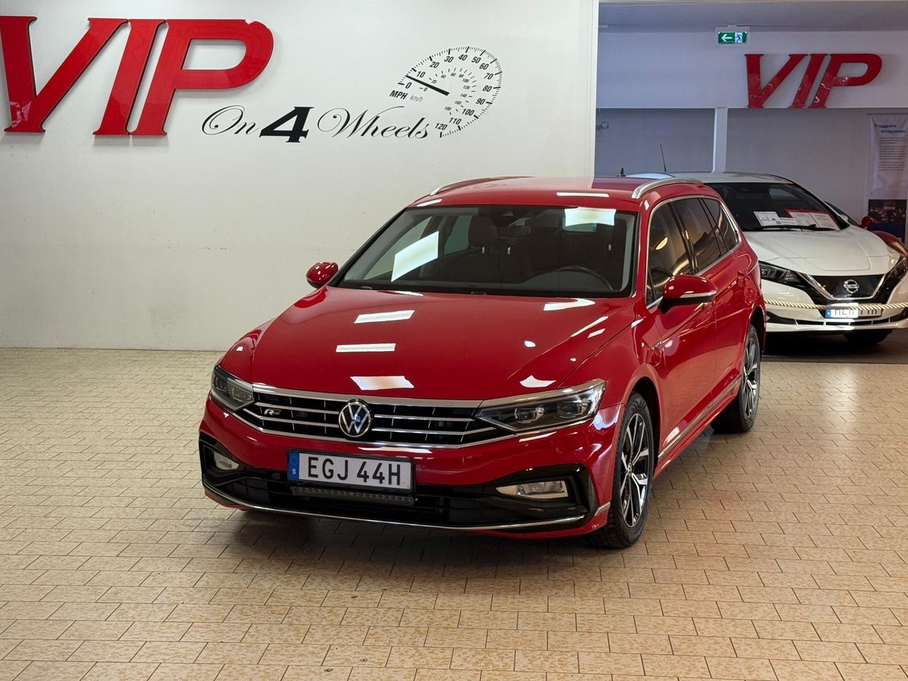 Volkswagen Passat 2021, bild 2/27
