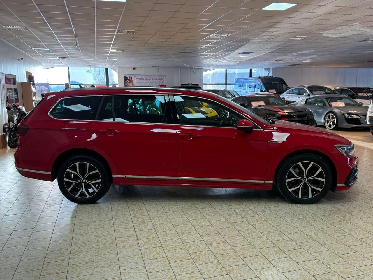 Volkswagen Passat 2021, bild 7/27