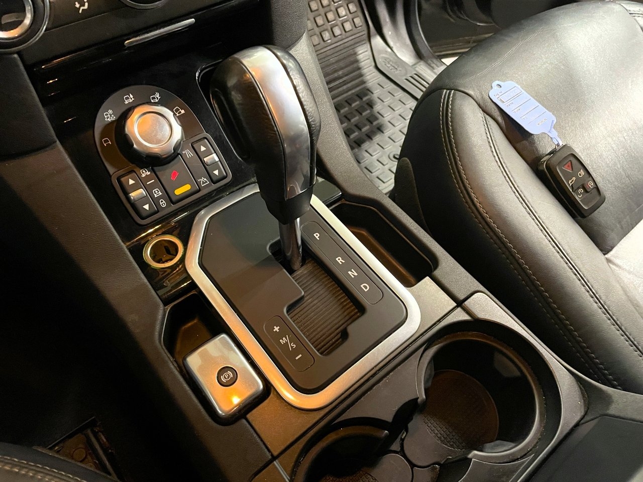 Land Rover Discovery 2011, bild 7/10