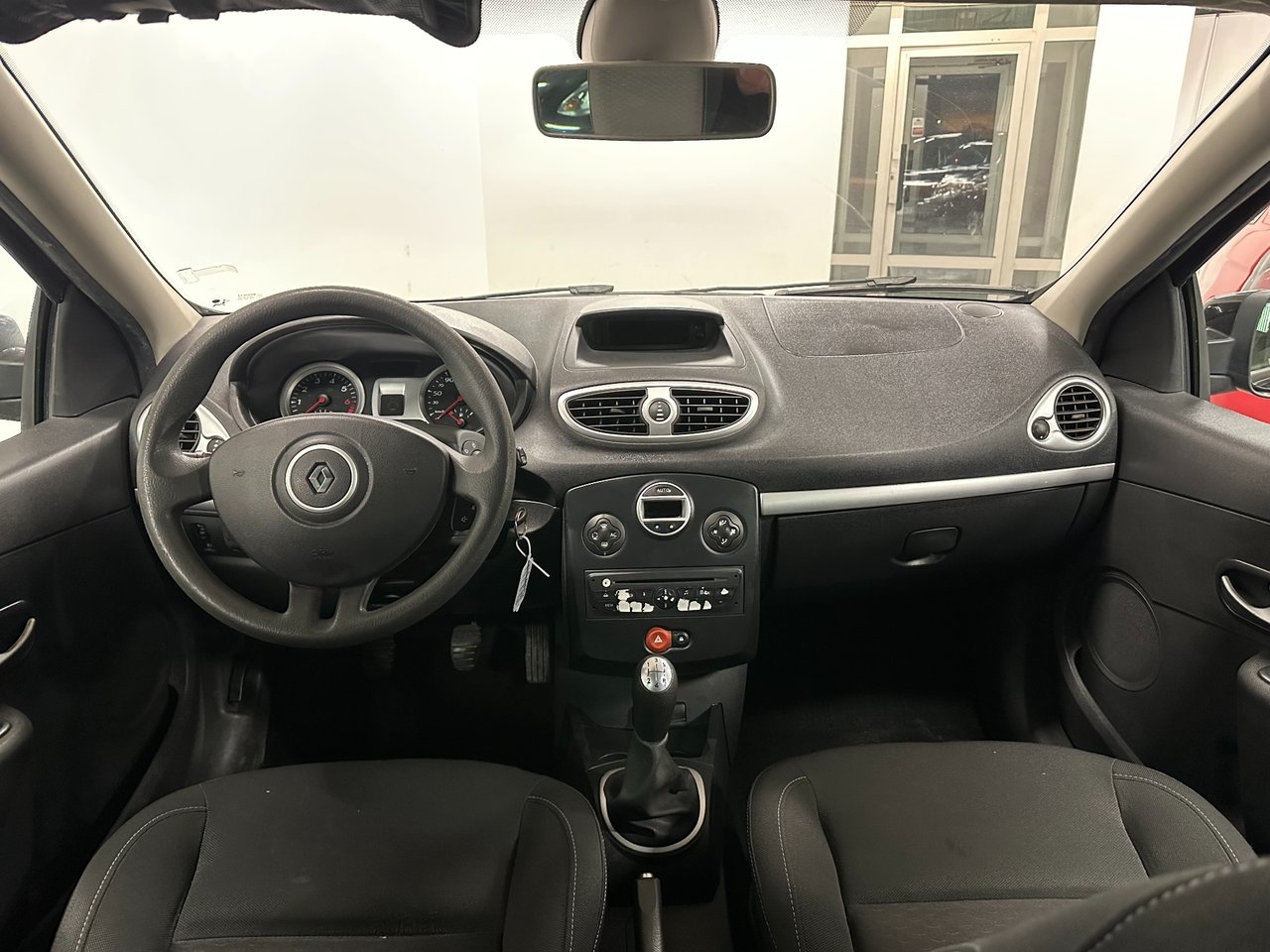 Renault Clio 2010, bild 6/7