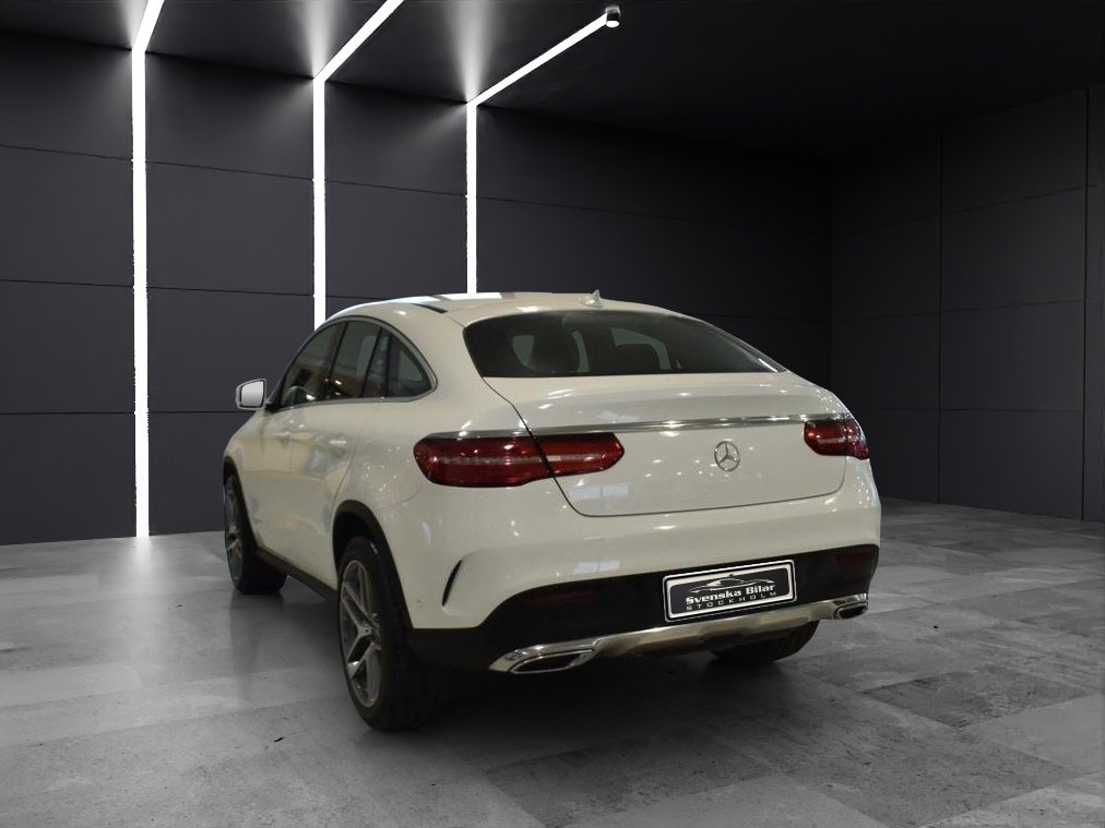 Mercedes-Benz GLE 2017, kuva 5/10