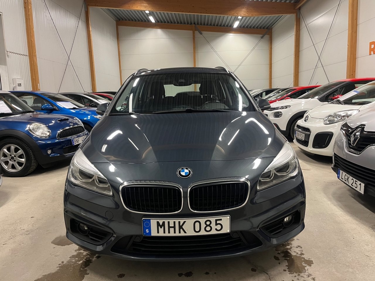 BMW 218 i Gran Tourer Advantage 7-sitsig 2016, photo 7/10