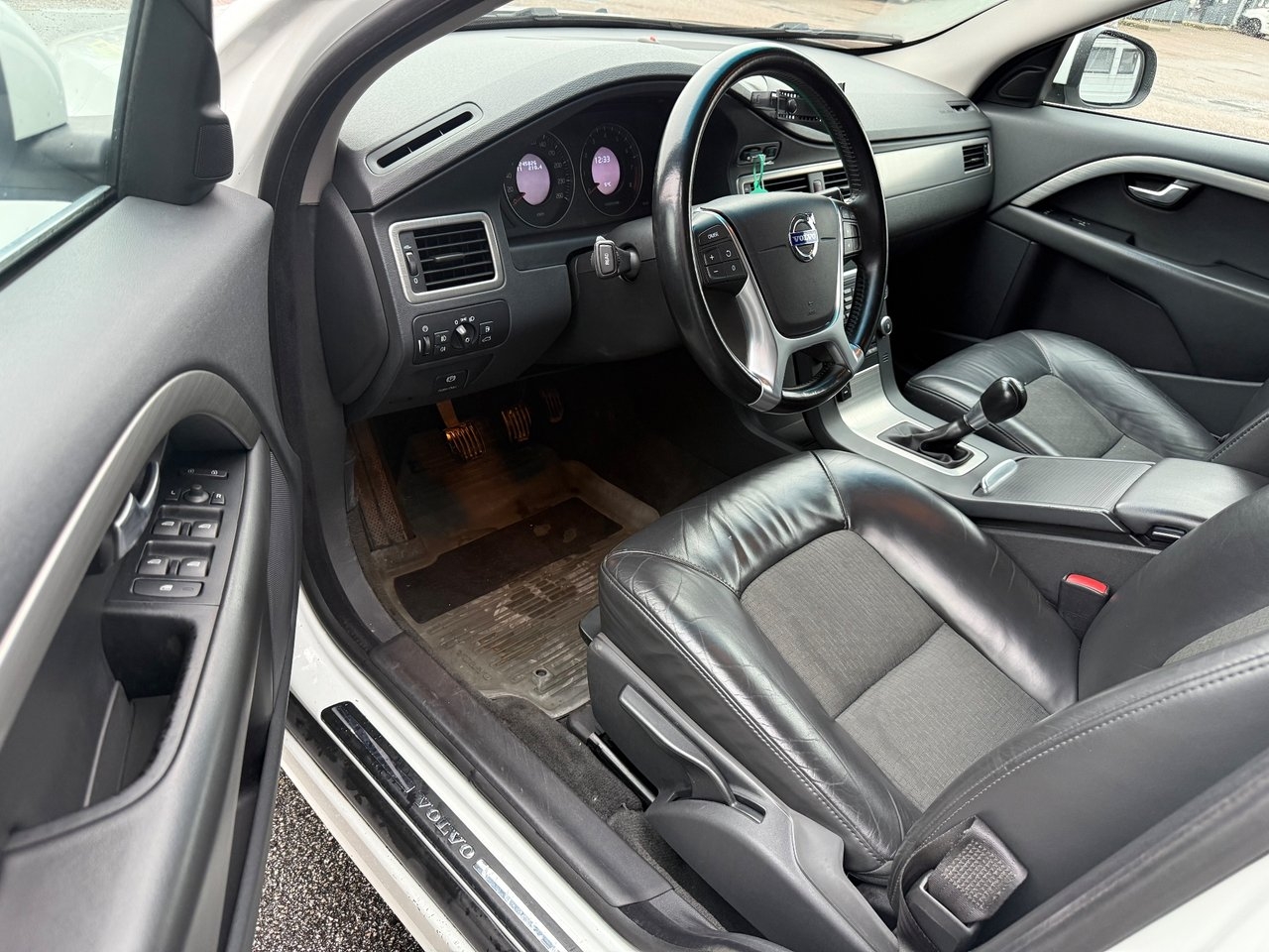 Volvo V70 2010, photo 7/10