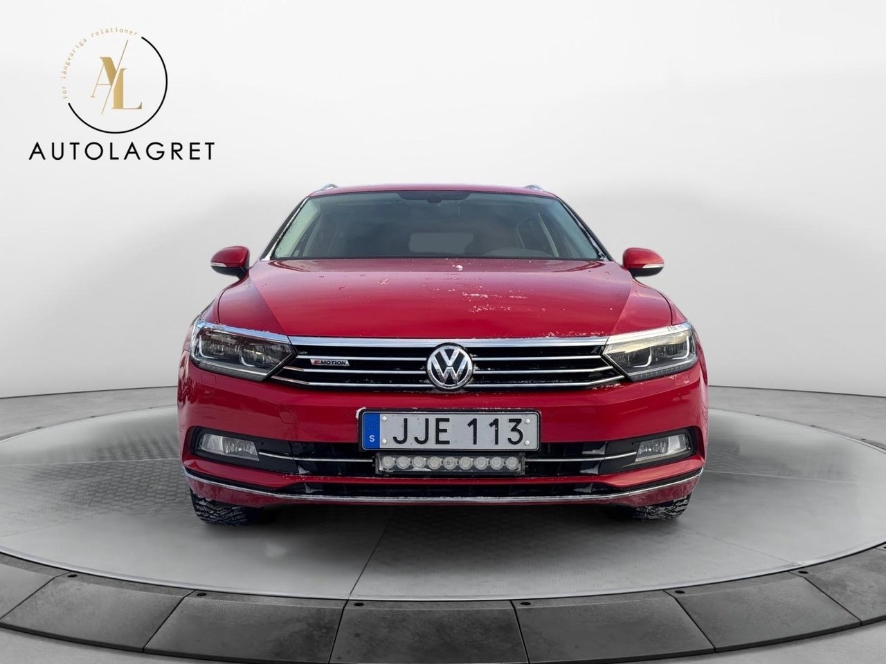 Volkswagen Passat 2018, bild 2/12