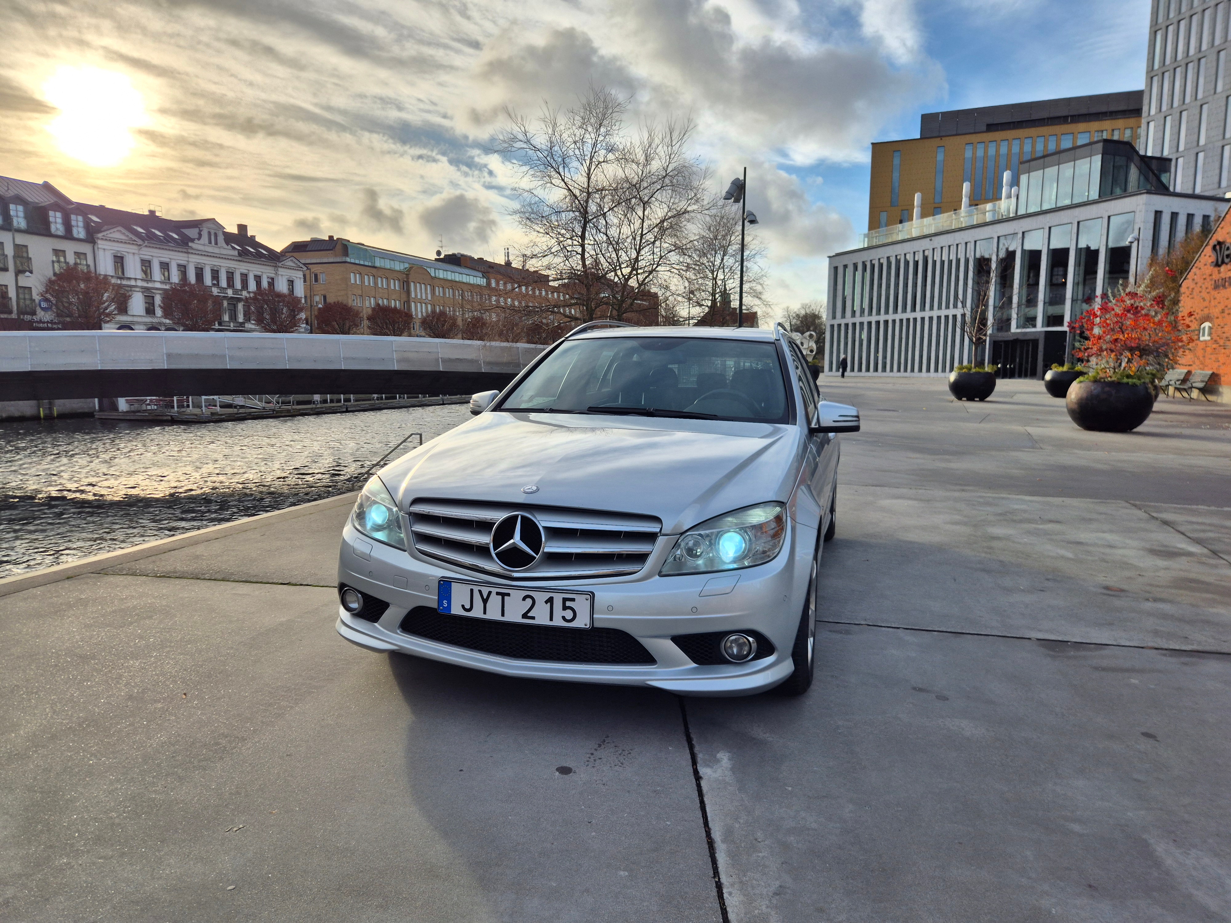 Mercedes-Benz C 180 Kompressor AMG 2010, kuva 2/10