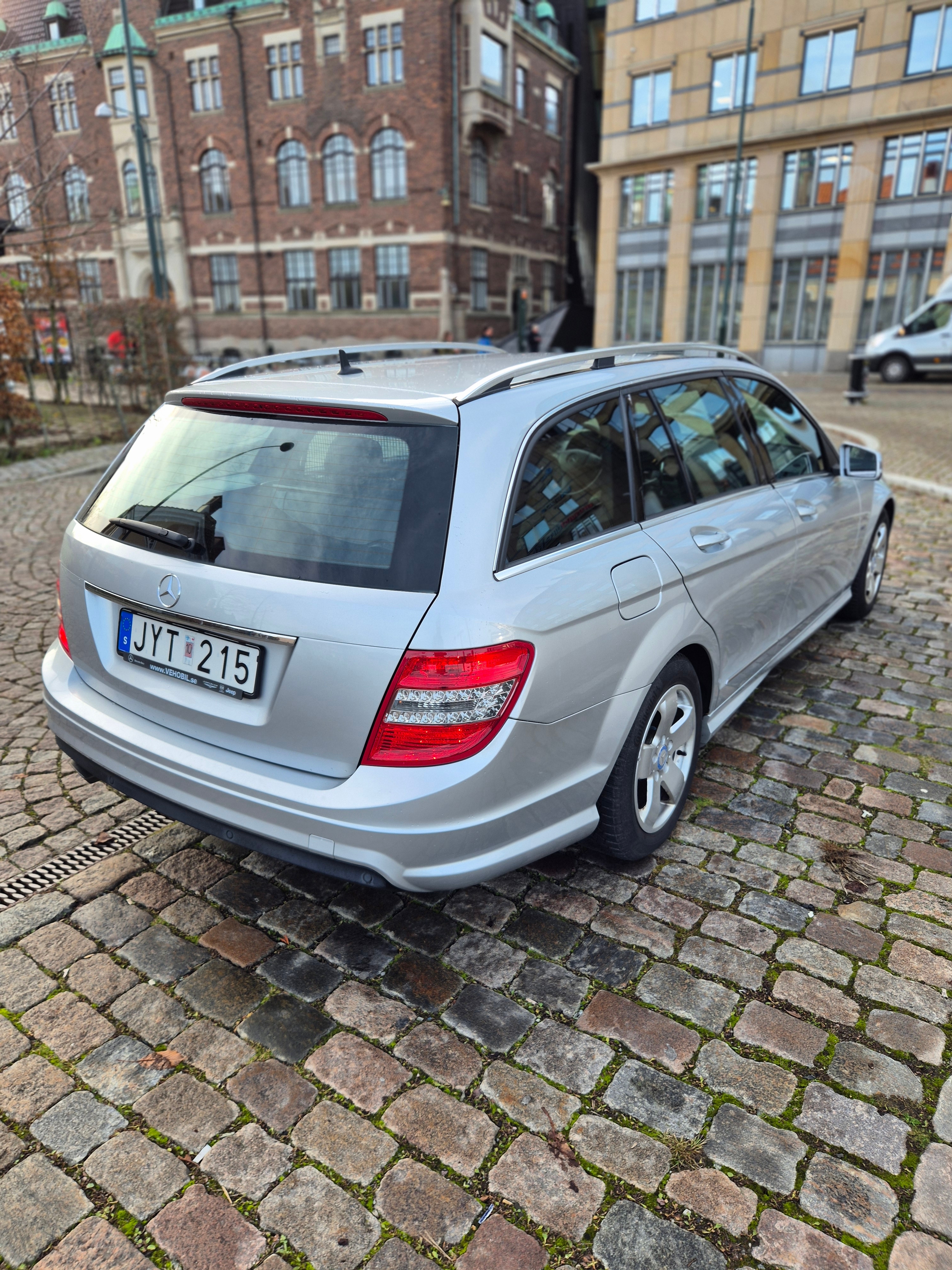 Mercedes-Benz C 180 Kompressor AMG 2010, kuva 4/10