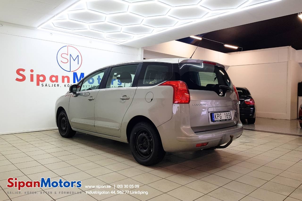 Peugeot 5008 2010, photo 2/20