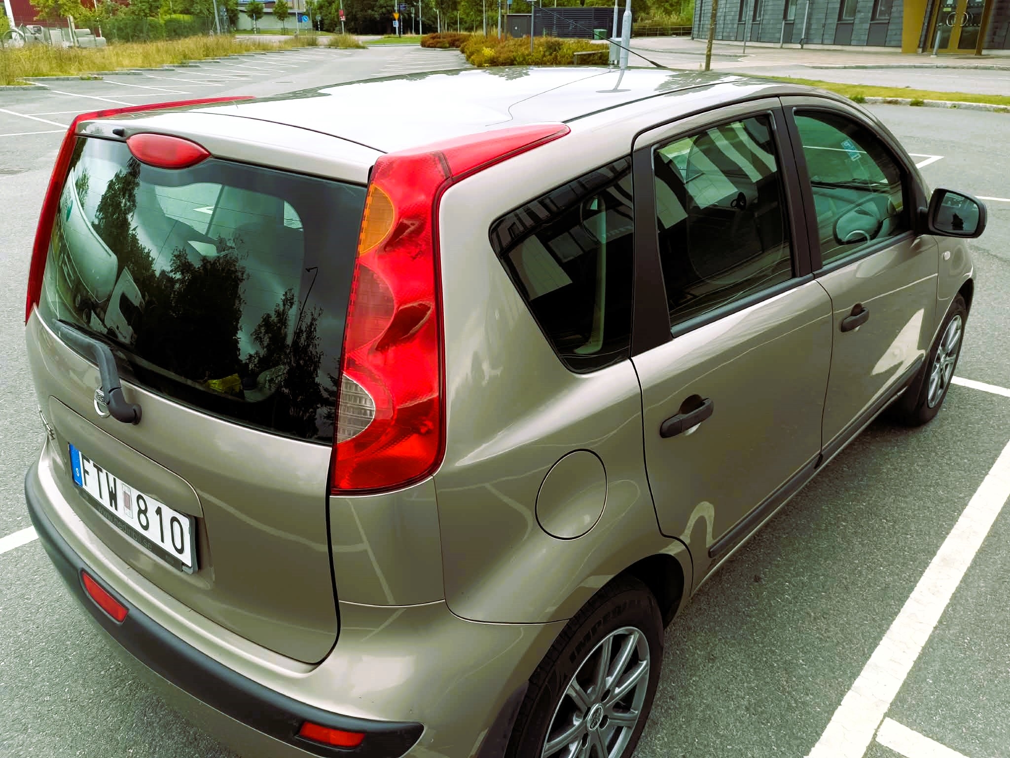 Nissan Note 1.4 Manuell 2007, bild 7/9