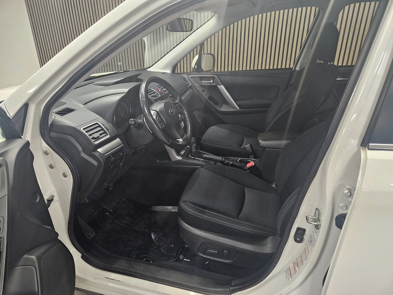 Subaru Forester 2015, kuva 7/10