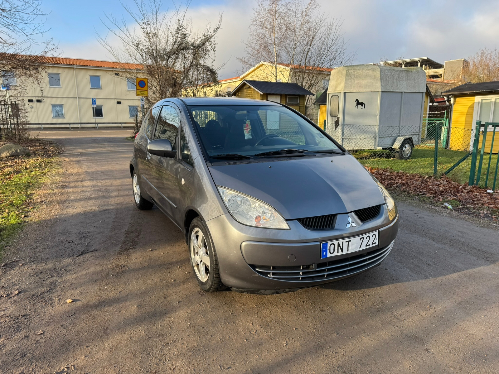 Mitsubishi Colt CZ3 1.3 MIVEC Manuell 2007, bild 2/5