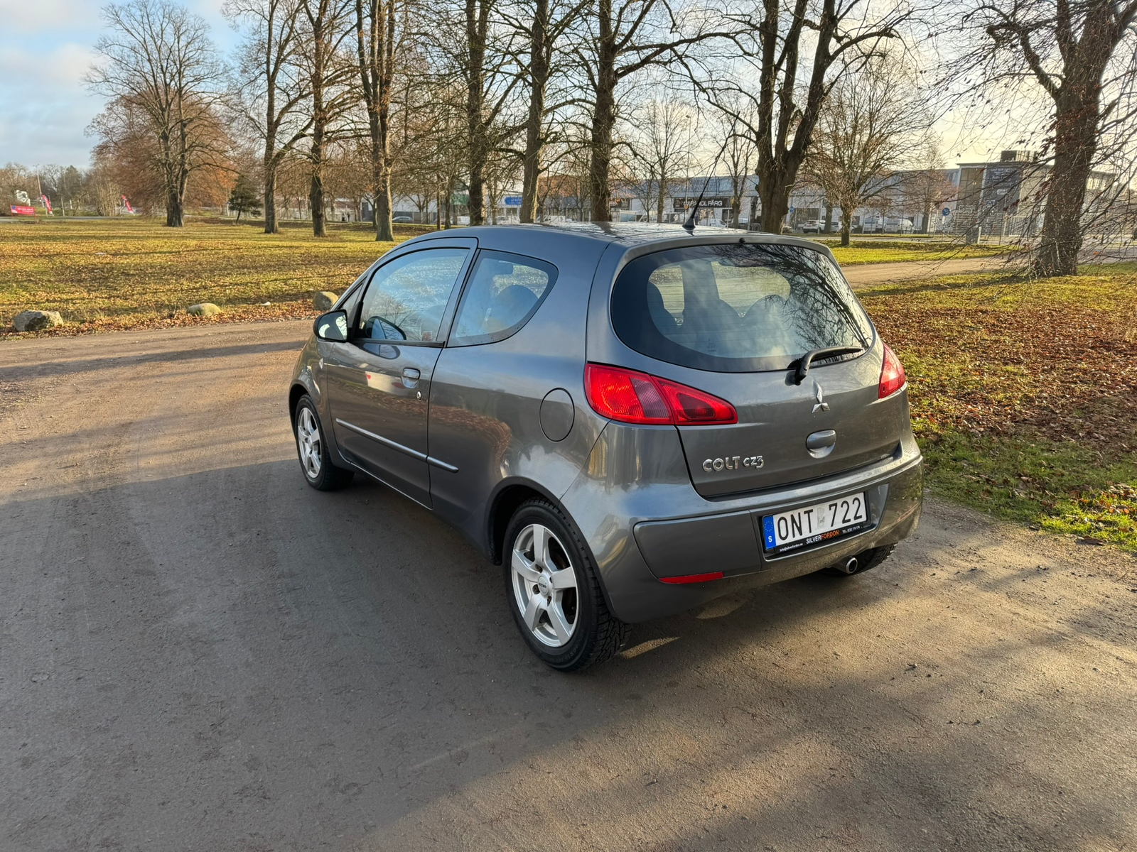 Mitsubishi Colt CZ3 1.3 MIVEC Manuell 2007, bild 4/5
