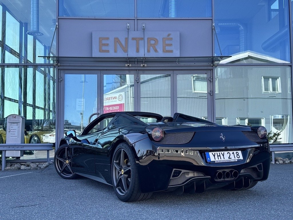 Ferrari 458 Spider Spider 4.5 V8 F1 DCT 2014, bild 2/10