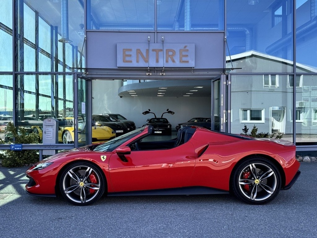 Ferrari 296 GTS