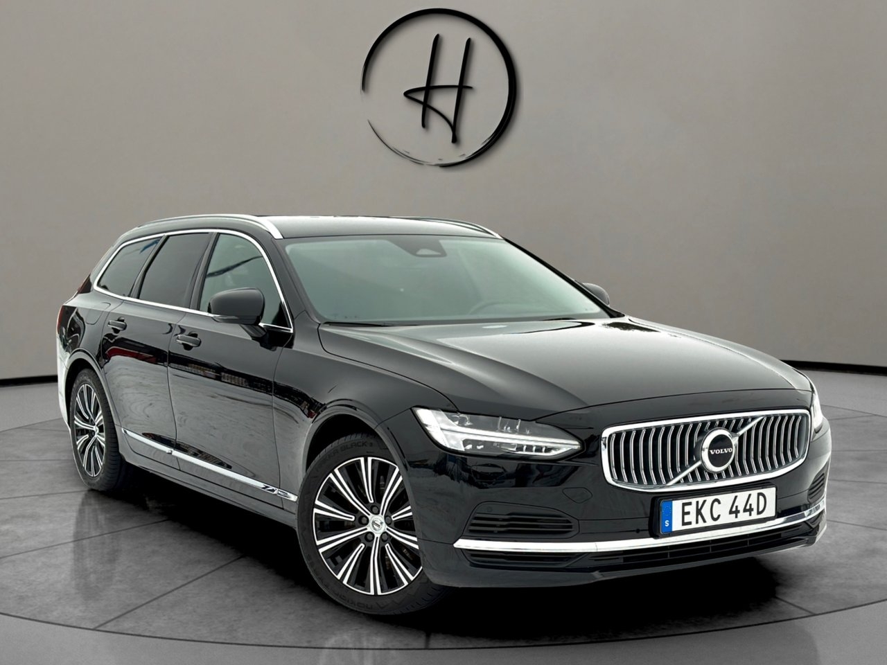 Volvo V90 Recharge T6 AWD 2022, bild 2/10