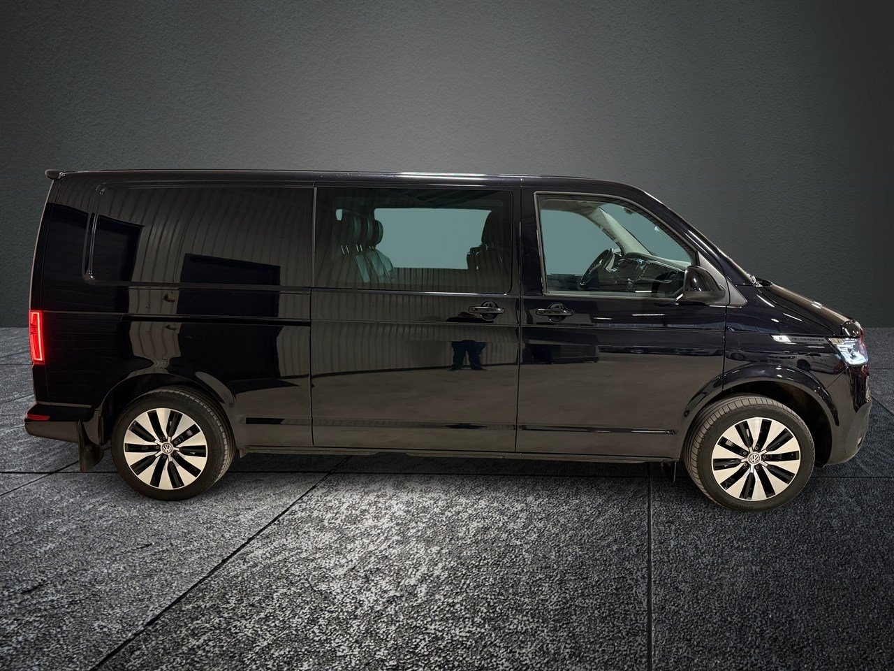 Volkswagen Transporter 2023, bild 3/10