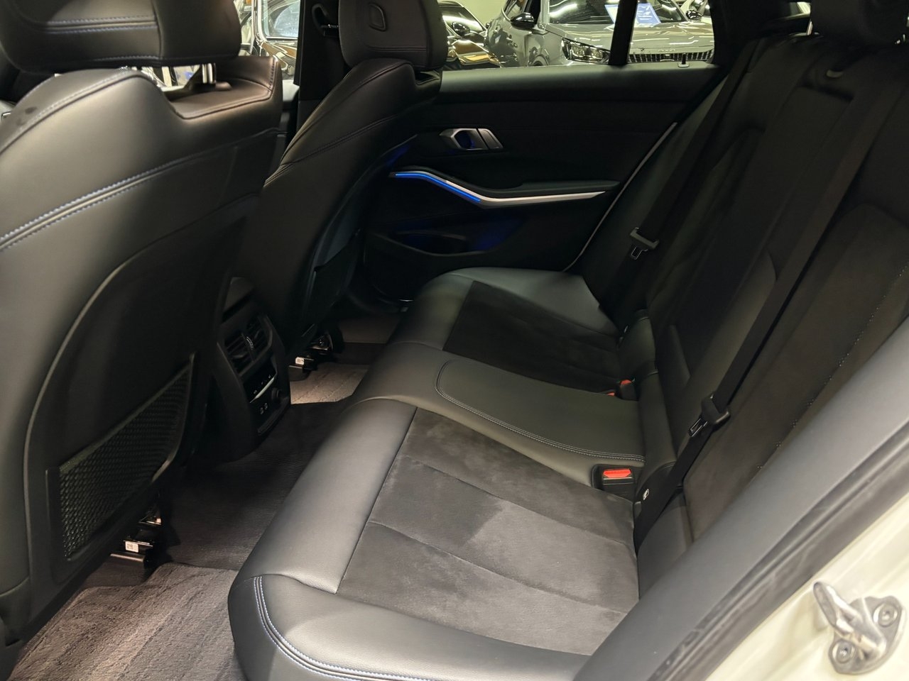 BMW 320 d Touring Steptronic M Sport 2020, kuva 6/9