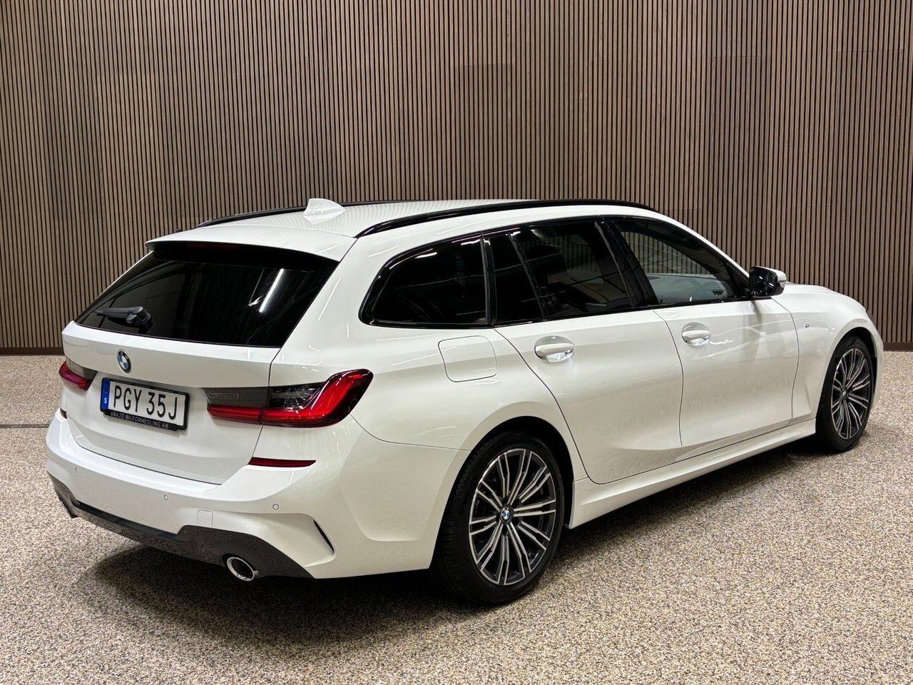 BMW 320 d Touring Steptronic M Sport 2020, kuva 4/9