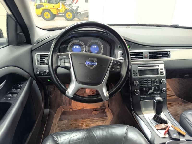 Volvo V70 D5 Automat 205 Hk Momentum 2011, photo 6/10