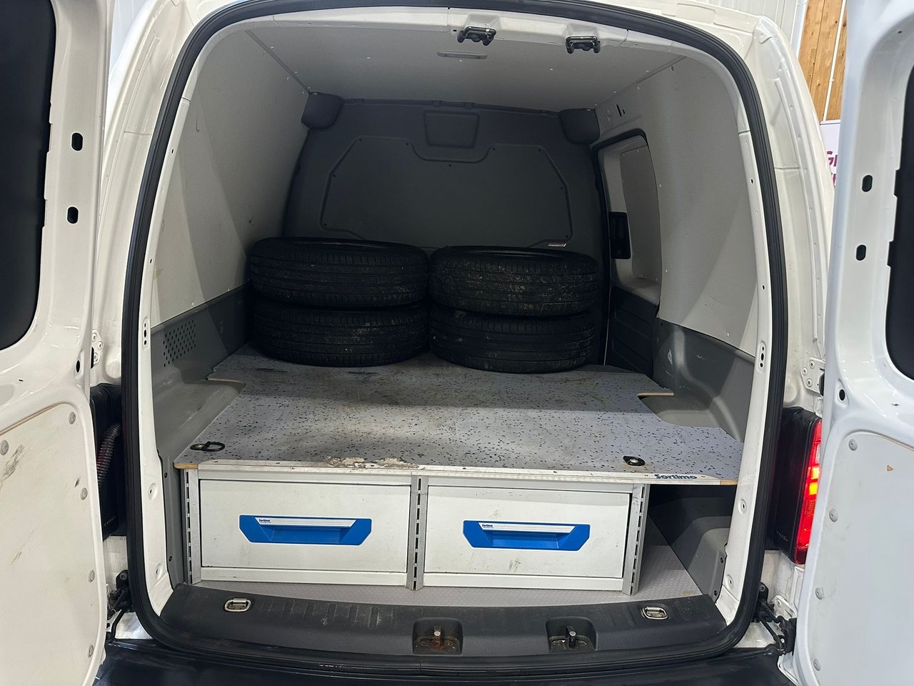 Volkswagen Caddy 2019, photo 7/10