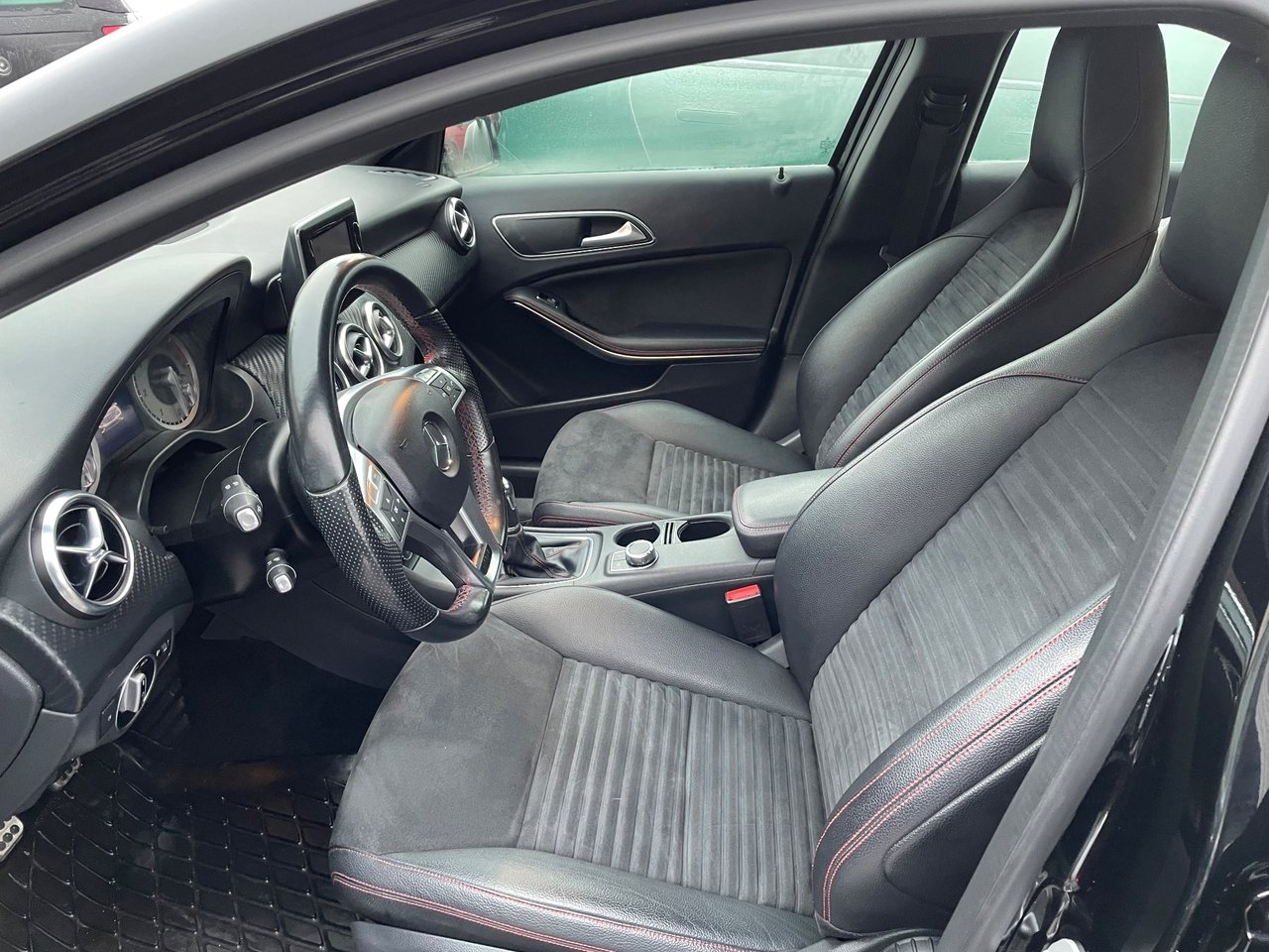 Mercedes-Benz A 180 CDI AMG Line 2014, bild 7/8