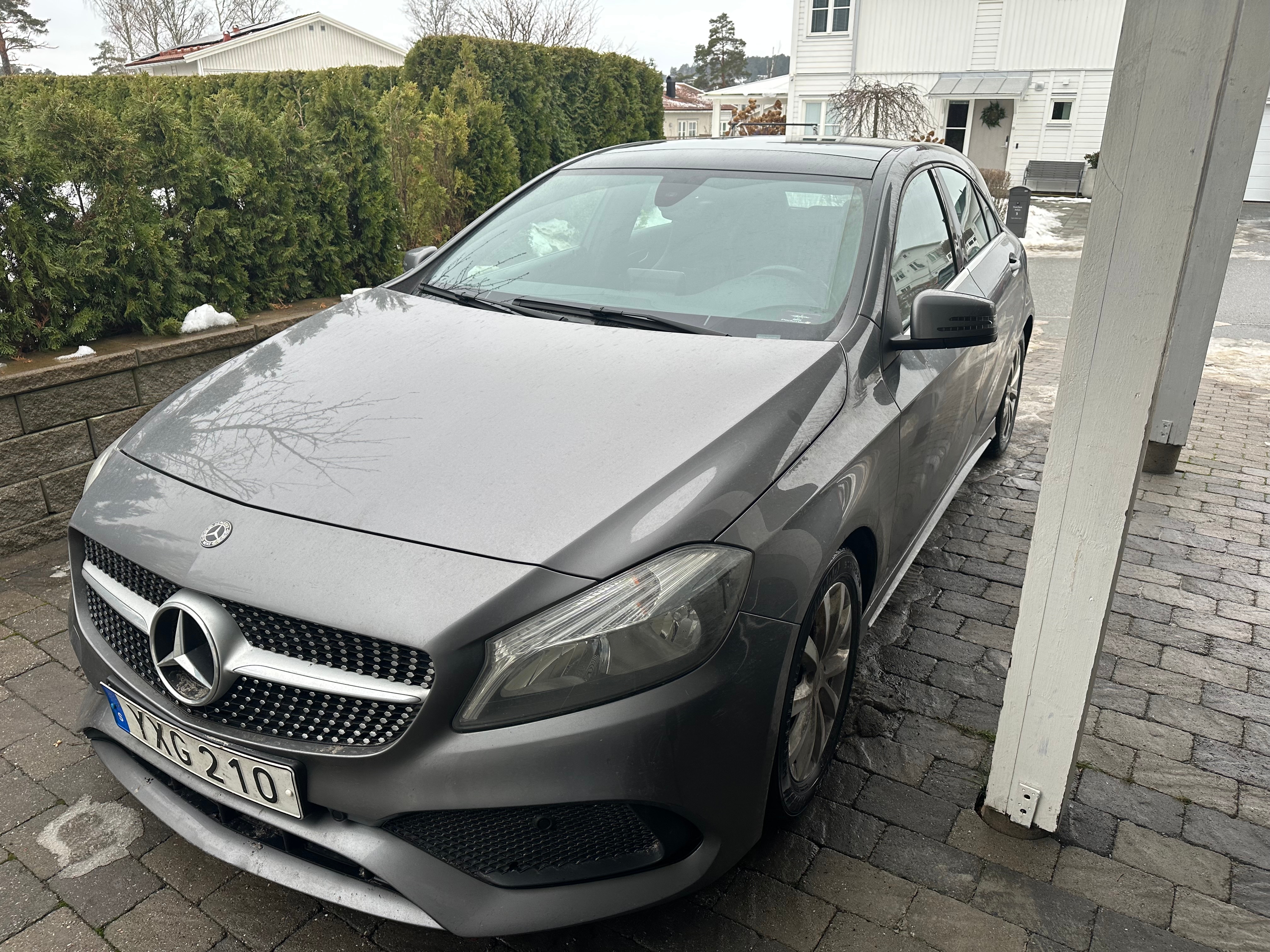 Mercedes-Benz A 180 2018, bild 4/8